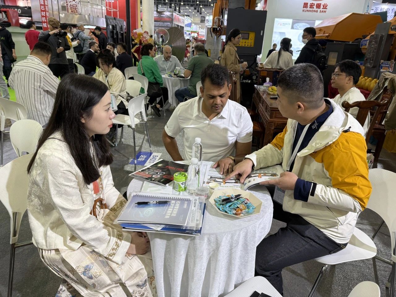 1744786128157048 1744786128157048